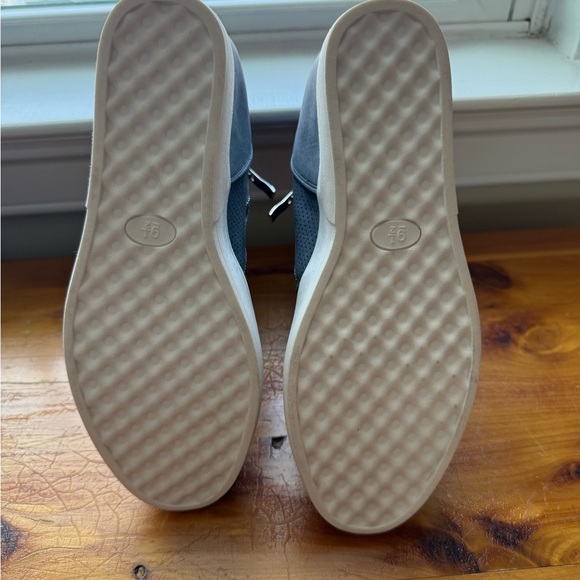 Women's Blue Journee Penelope Wedge Sneakers.  9.5 - Picture 15 of 15